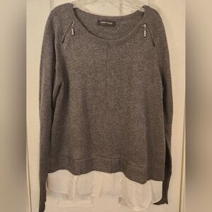 Ivanka Trump Gray Crew Neck Sweater